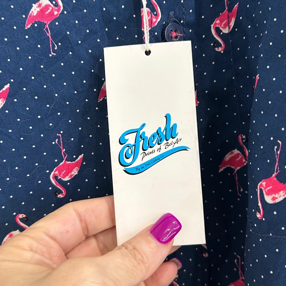 NWT Fresh Prints of Bel Air flamingo short-sleeve button-down shirt |Size Med - Picture 5 of 9